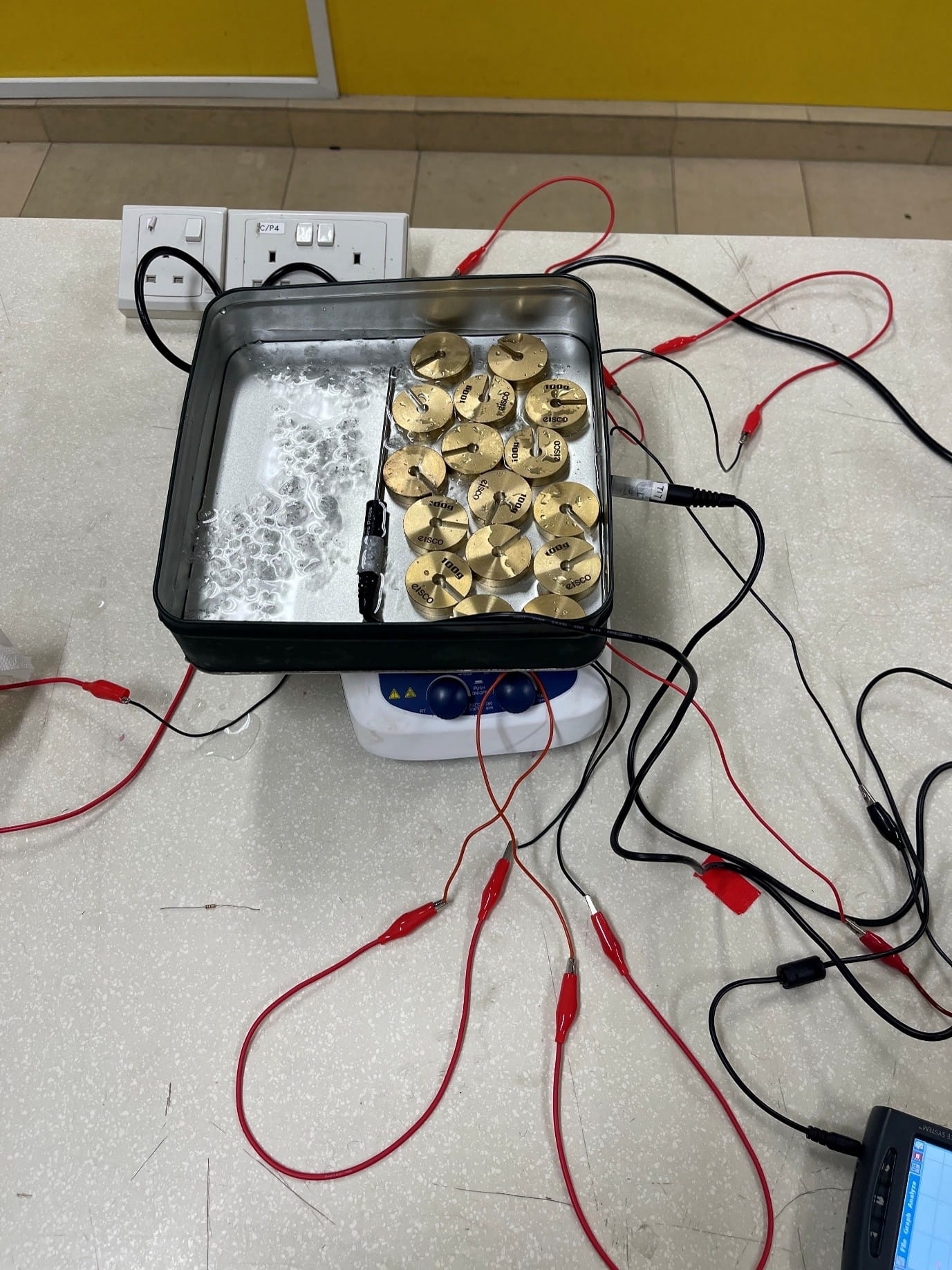 A thermoelectric experiment.