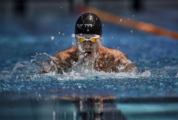 ng-jian-yan_swimming